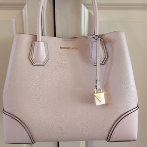 Michael Kors Soft Pink Gallery Tote